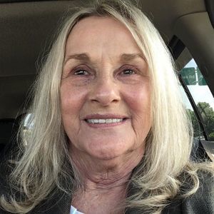 Meet your Posher, Sandy